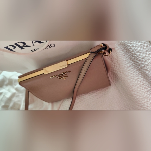 Prada Bag - Picture 8 of 15